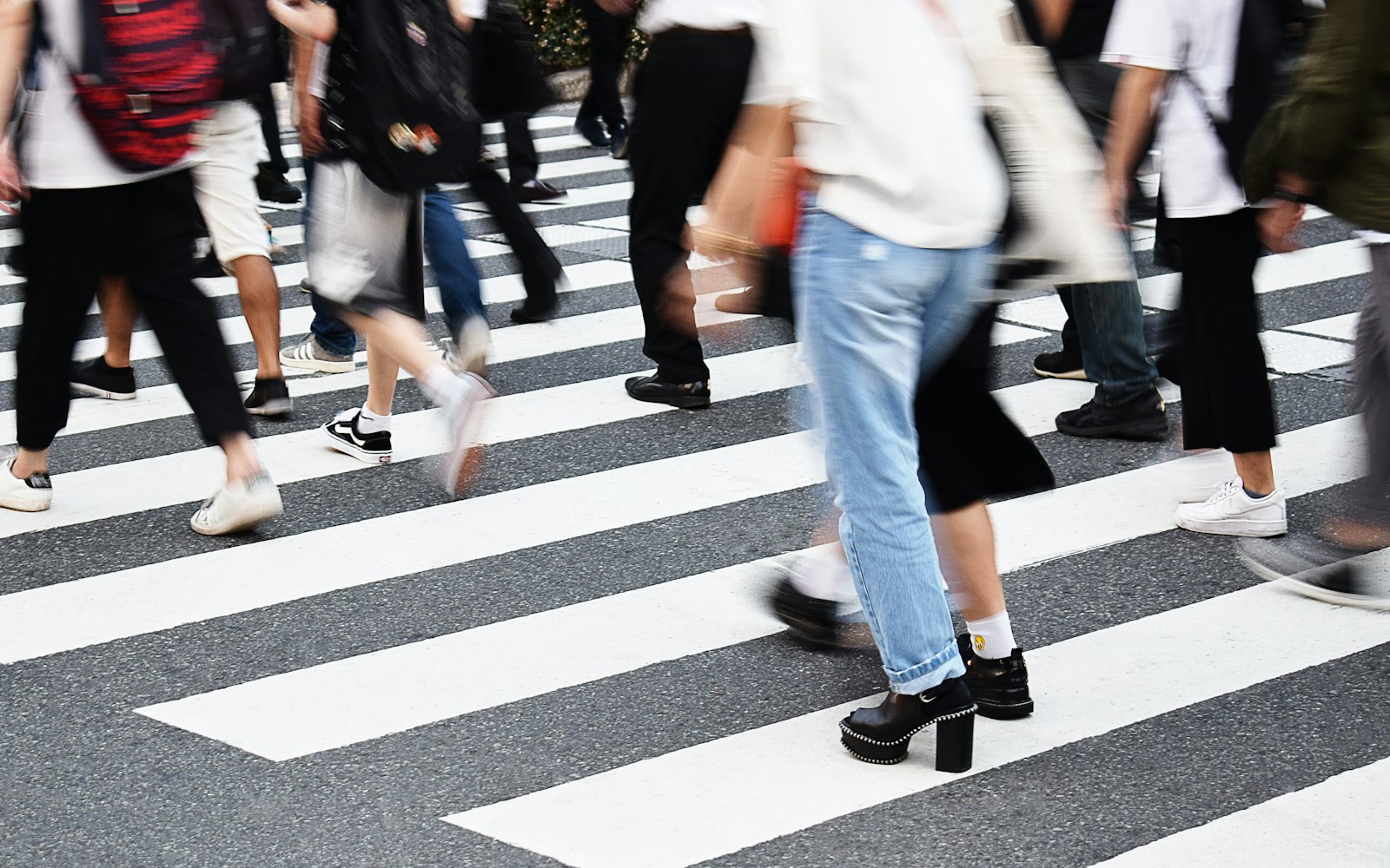 Crosswalk where a pedestrian car accident lawyer in Rosedale would review right of way after a crash