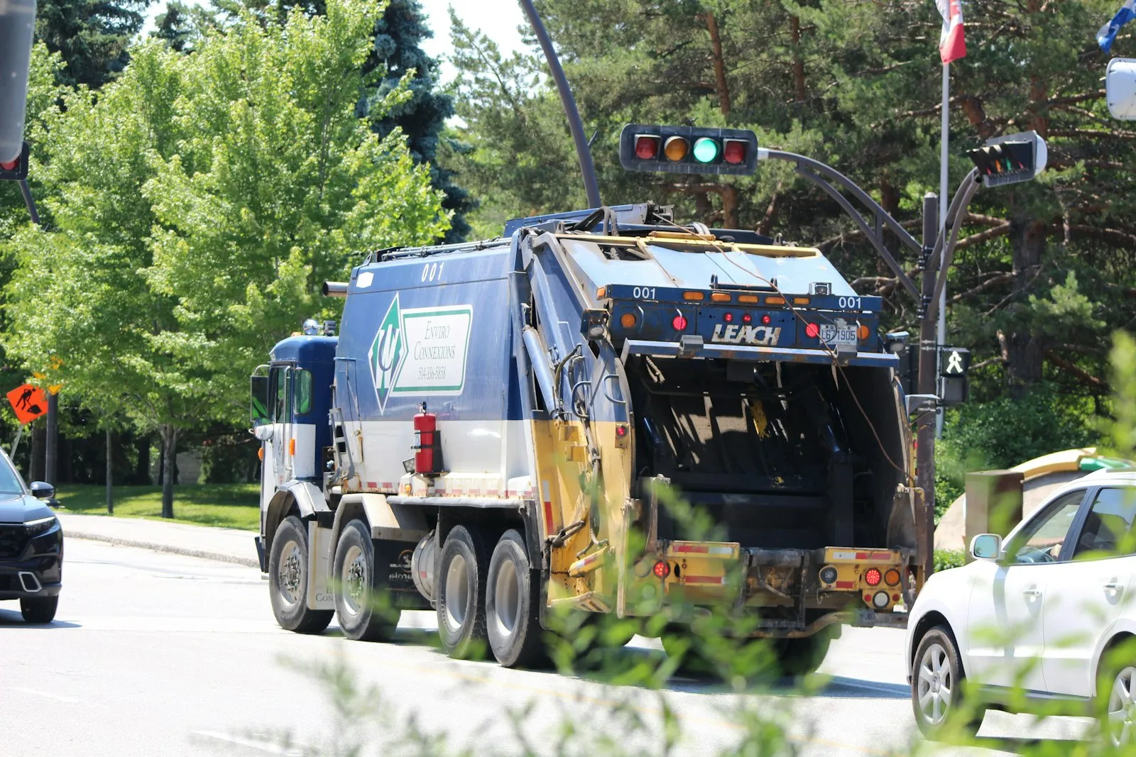 Garbage Truck Accident Lawyer in Bellerose: How Adjusters Think