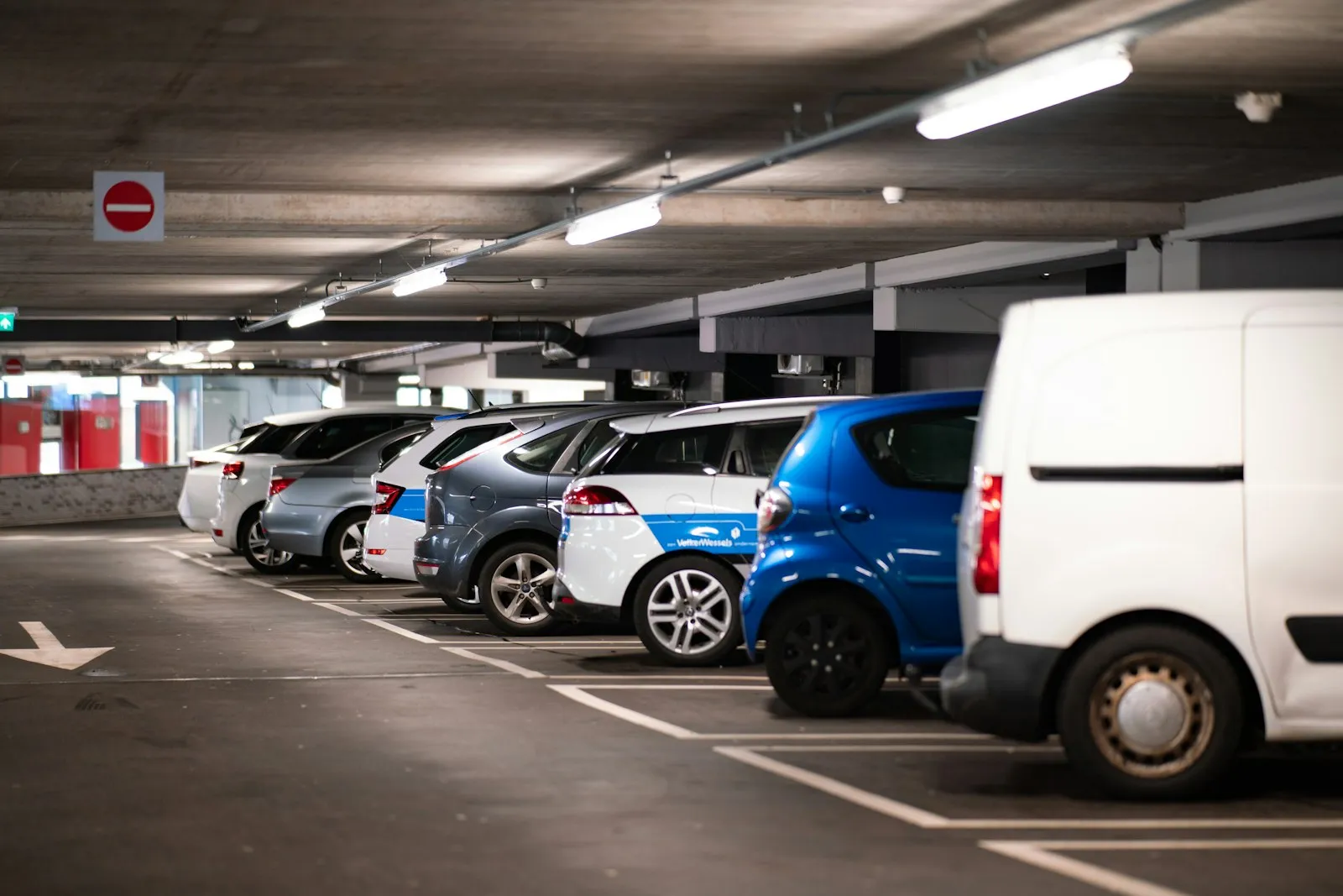 Parking Lot Accident Lawyer in Bellerose – cars parked in rows in a lot