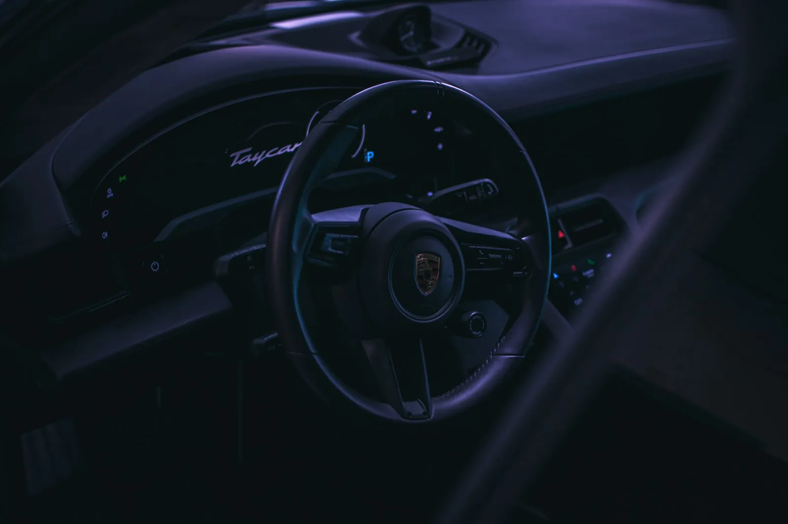 Semi Truck Accident Lawyer in Bellerose – steering wheel and dashboard inside a cab